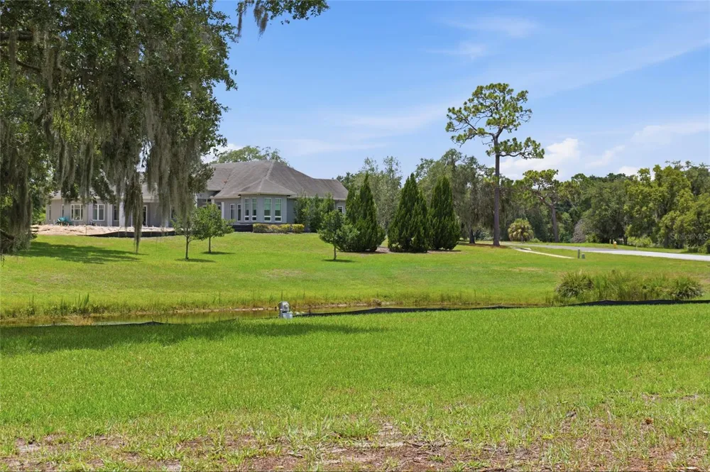 520 AUSTIN DRIVE Tarpon Springs, FL 34688