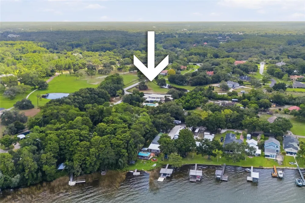 520 AUSTIN DRIVE Tarpon Springs, FL 34688