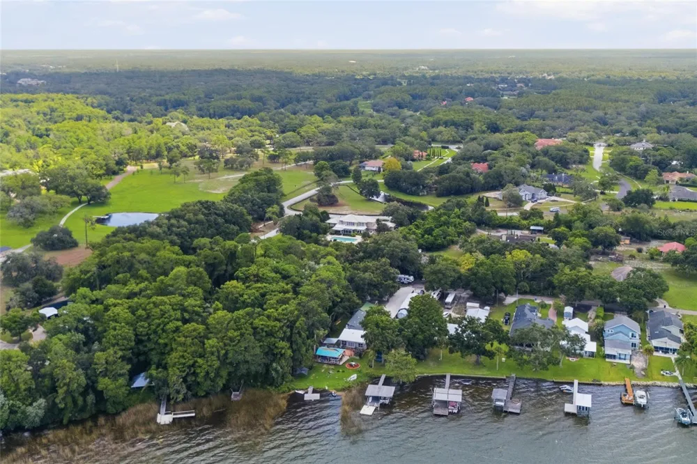 520 AUSTIN DRIVE Tarpon Springs, FL 34688