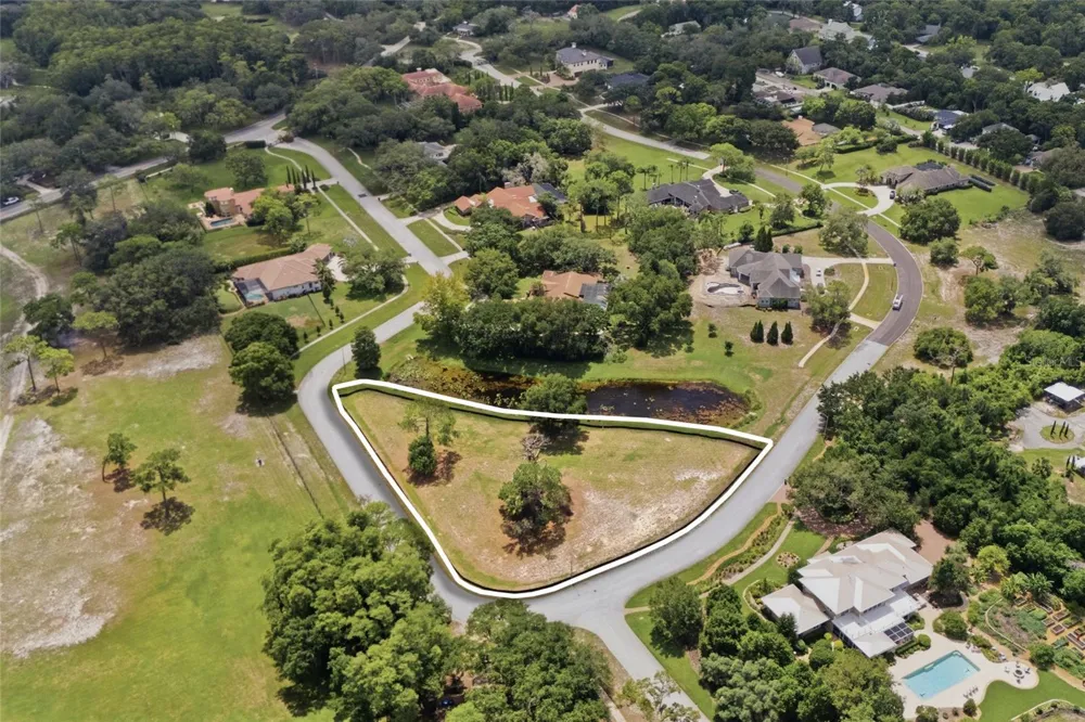 520 AUSTIN DRIVE Tarpon Springs, FL 34688