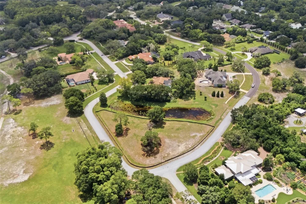 520 AUSTIN DRIVE Tarpon Springs, FL 34688