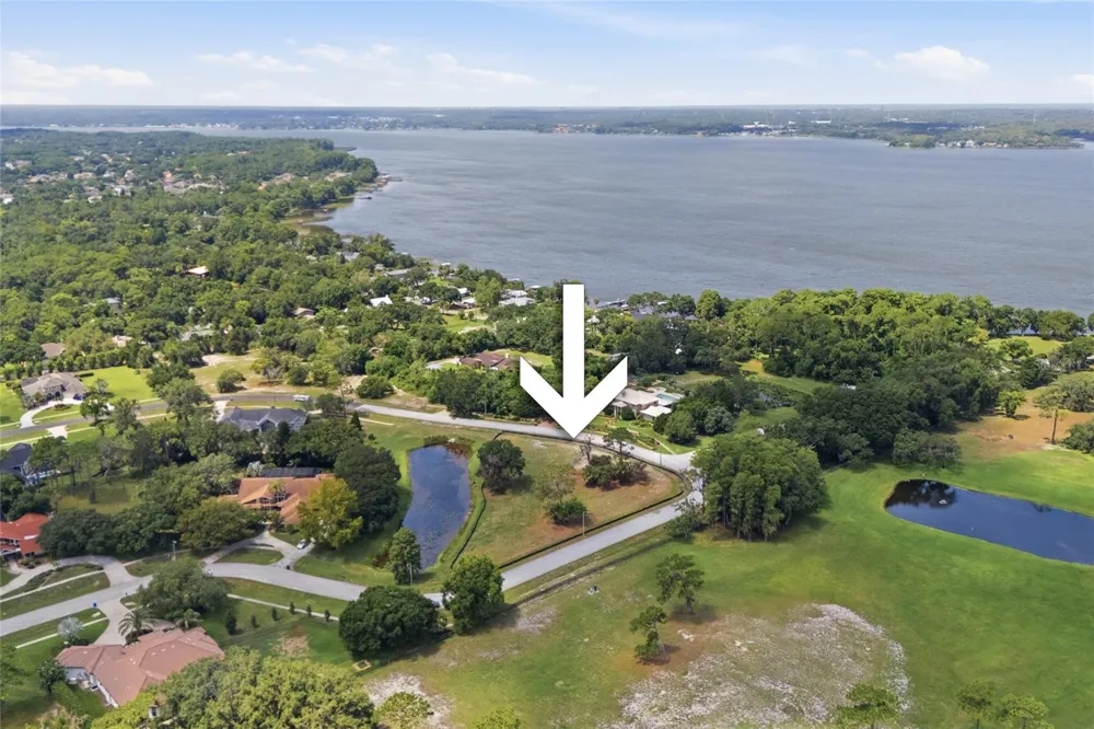 520 AUSTIN DRIVE Tarpon Springs, FL 34688