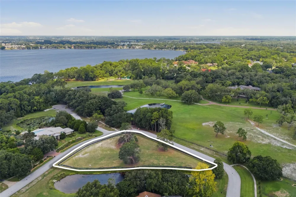 520 AUSTIN DRIVE Tarpon Springs, FL 34688