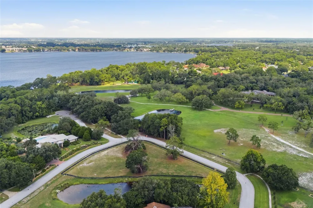 520 AUSTIN DRIVE Tarpon Springs, FL 34688