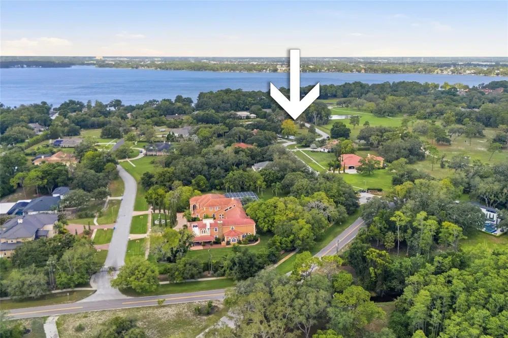 520 AUSTIN DRIVE Tarpon Springs, FL 34688