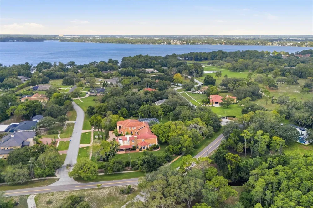 520 AUSTIN DRIVE Tarpon Springs, FL 34688