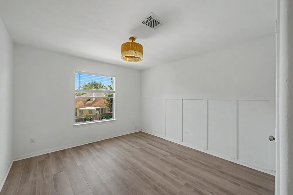 11910 Lois Lane Pinehurst, TX 77362
