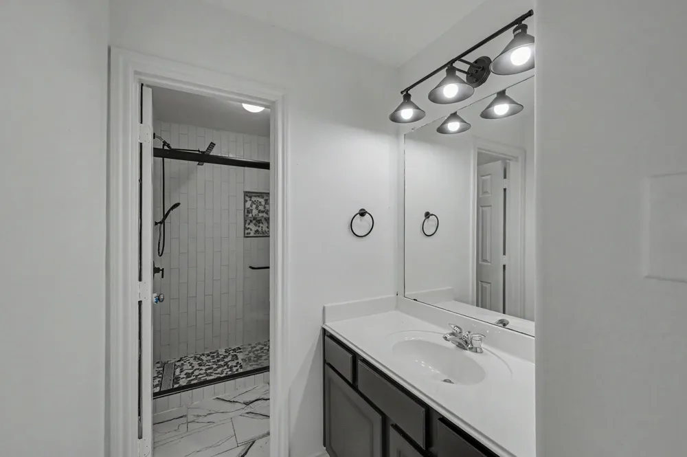 11910 Lois Lane Pinehurst, TX 77362