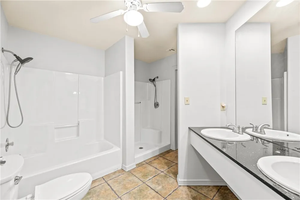 200 Elm Street Portland, TX 78374
