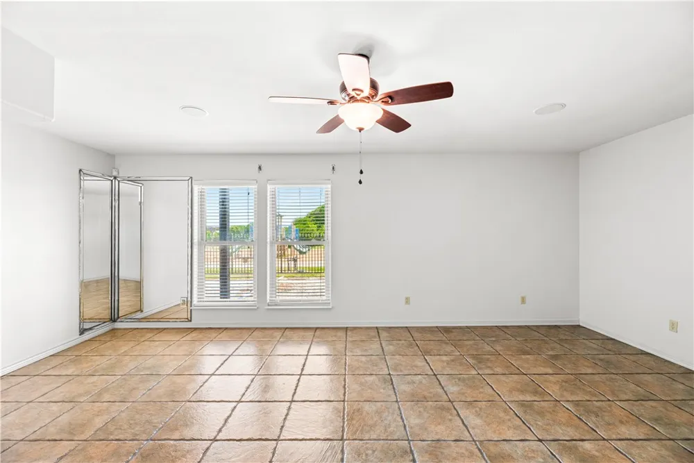 200 Elm Street Portland, TX 78374