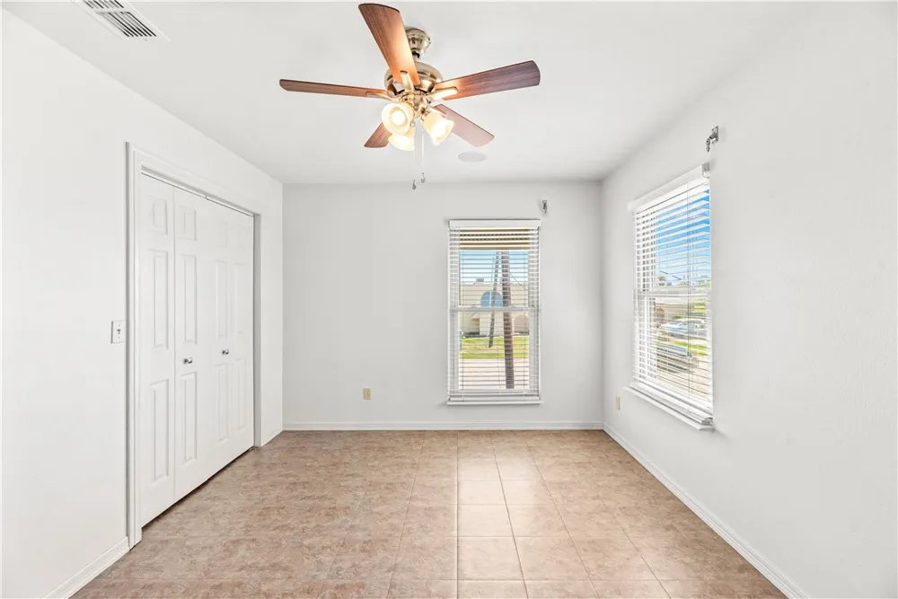 200 Elm Street Portland, TX 78374