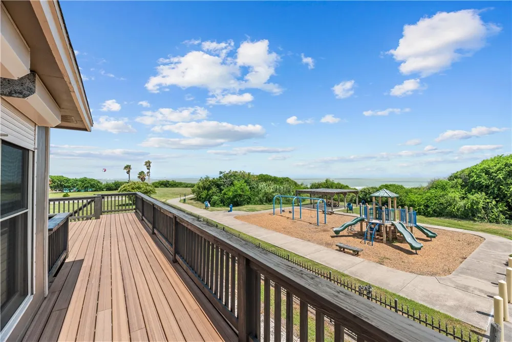 200 Elm Street Portland, TX 78374