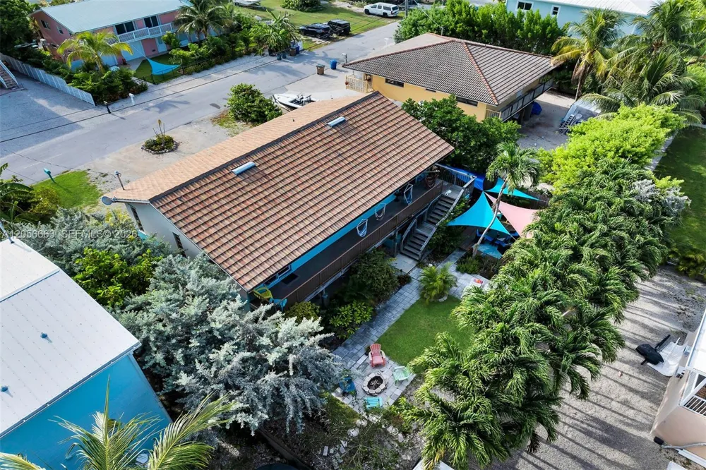 422 Calle Limon Marathon, FL 33050