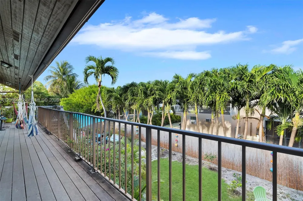 422 Calle Limon Marathon, FL 33050