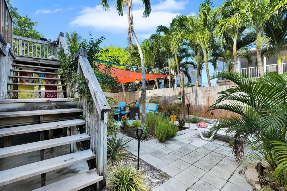 422 Calle Limon Marathon, FL 33050