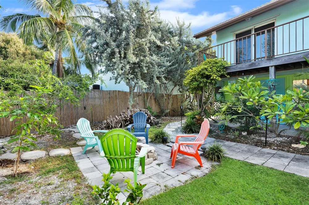 422 Calle Limon Marathon, FL 33050