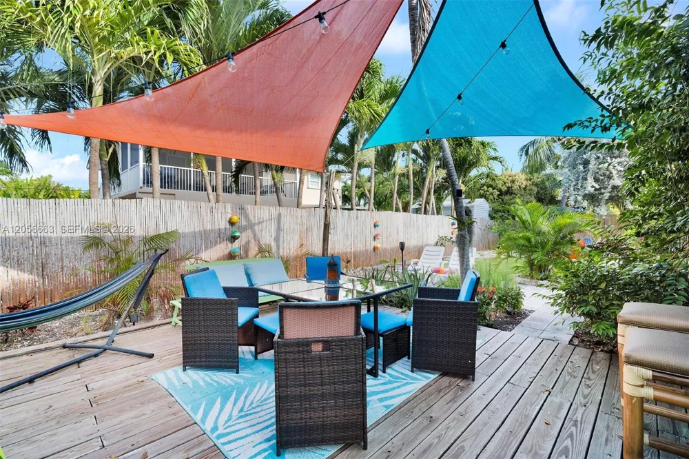 422 Calle Limon Marathon, FL 33050