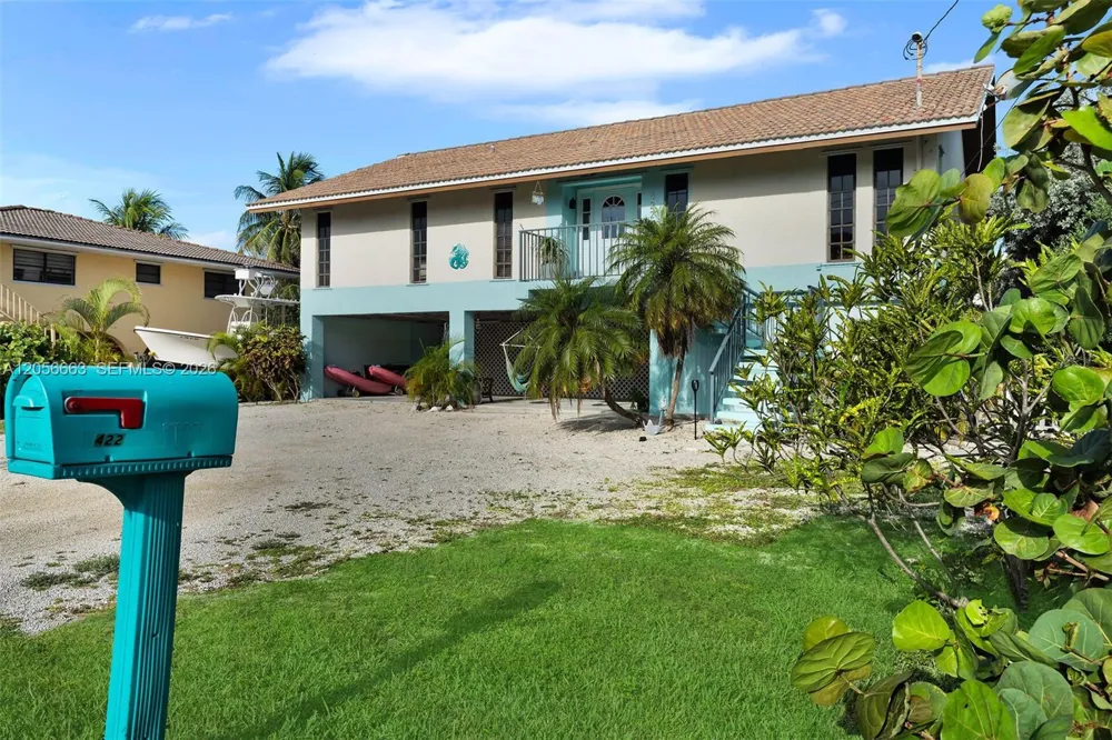 422 Calle Limon Marathon, FL 33050