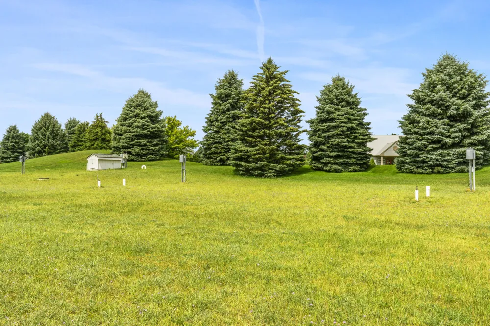 3316 Lakeland Drive Arcadia, MI 49613