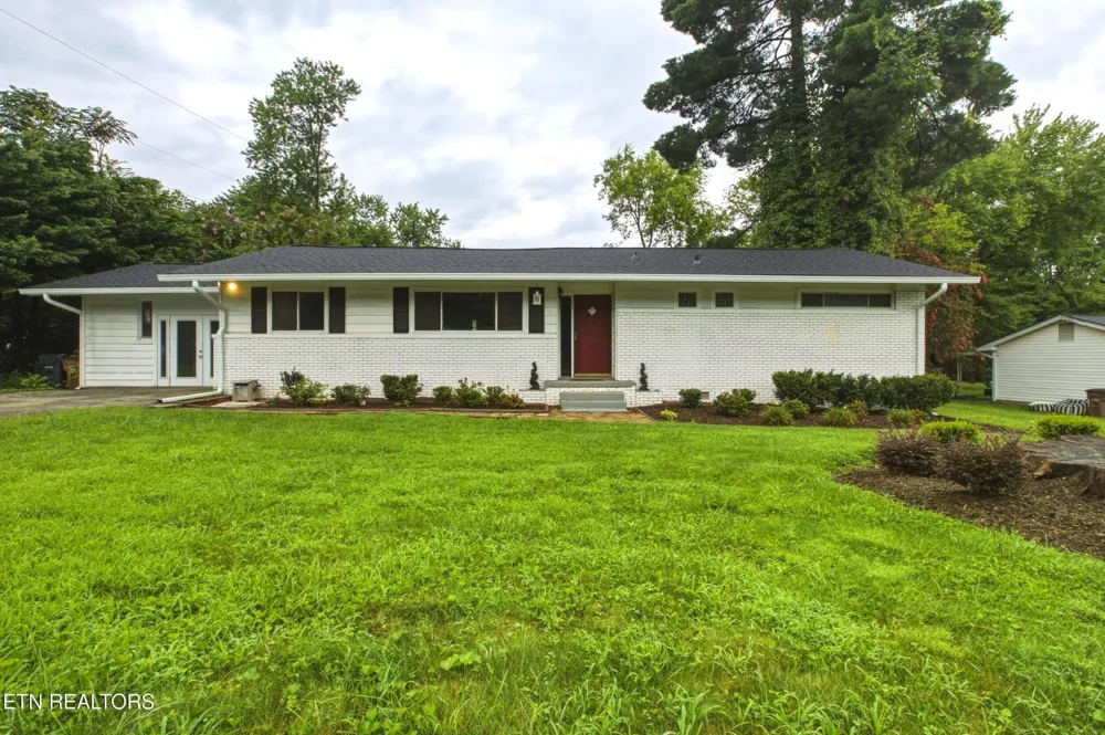6919 Dorchester Drive Knoxville, TN 37909