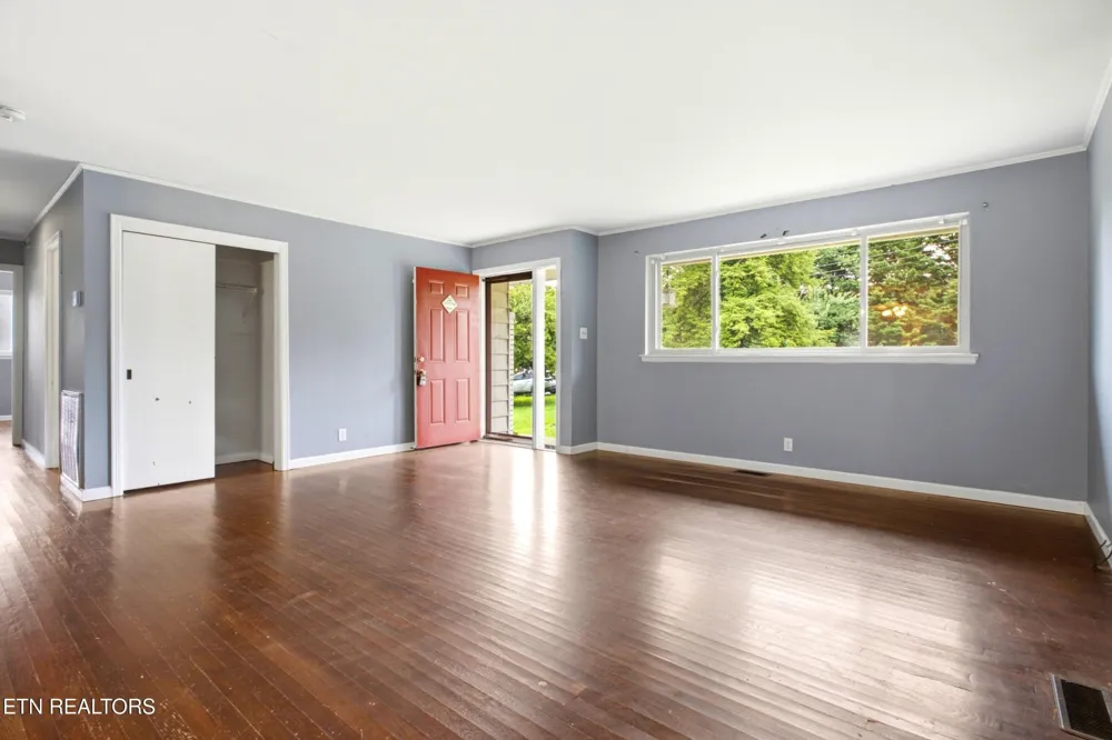 6919 Dorchester Drive Knoxville, TN 37909