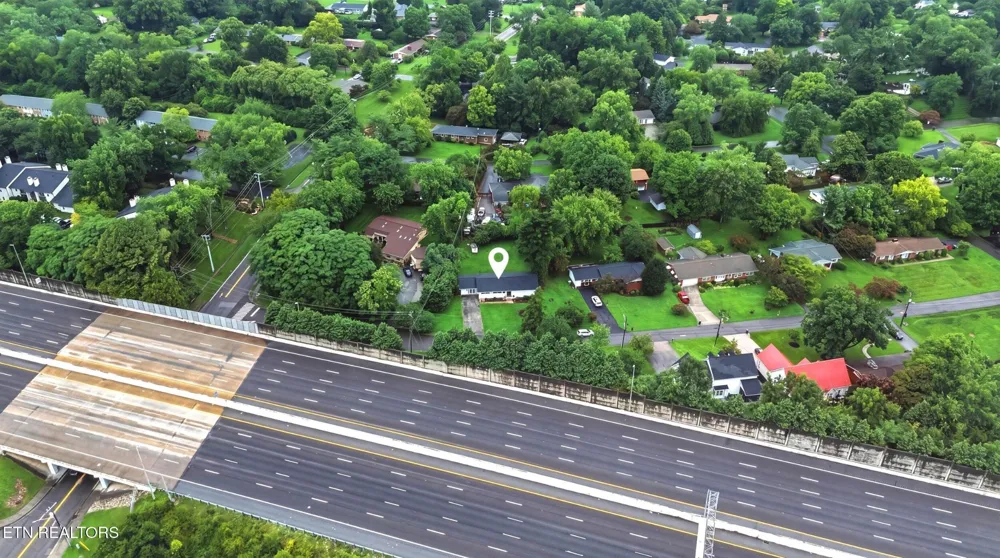 6919 Dorchester Drive Knoxville, TN 37909