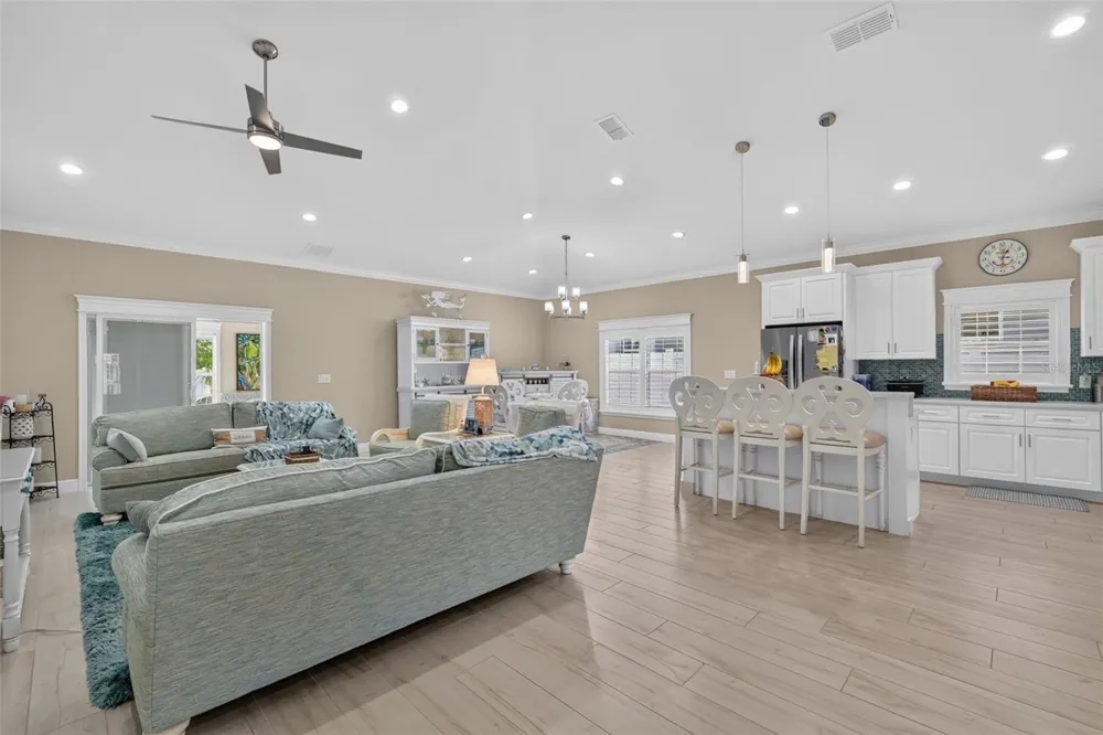 12615 NE 49TH DRIVE Oxford, FL 34484
