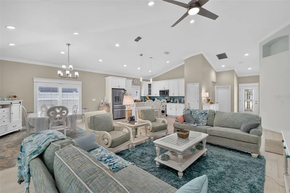 12615 NE 49TH DRIVE Oxford, FL 34484