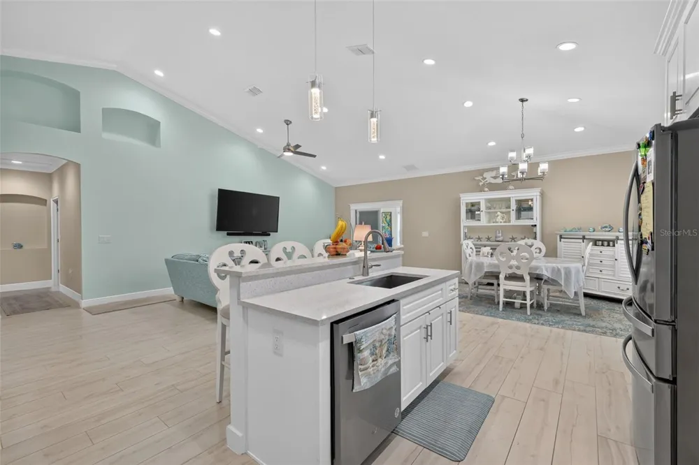 12615 NE 49TH DRIVE Oxford, FL 34484