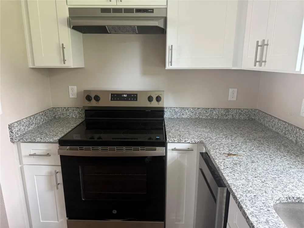 7335 NEW YORK AVENUE Hudson, FL 34667
