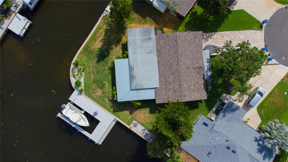 318 CIRCLE DRIVE Palm Harbor, FL 34683