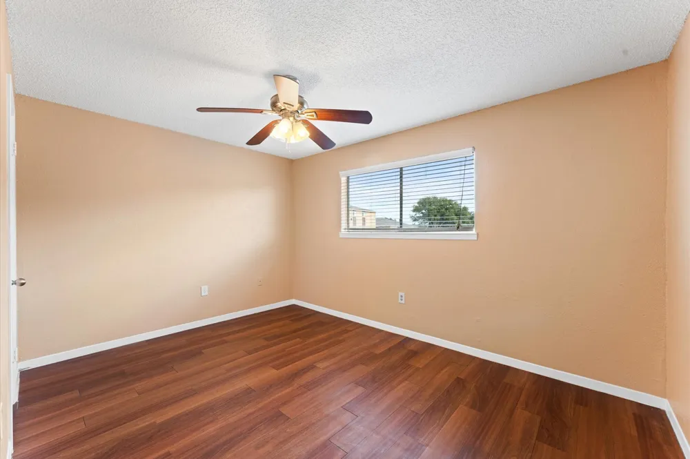 1606 Eagle Lake Road Sealy, TX 77474
