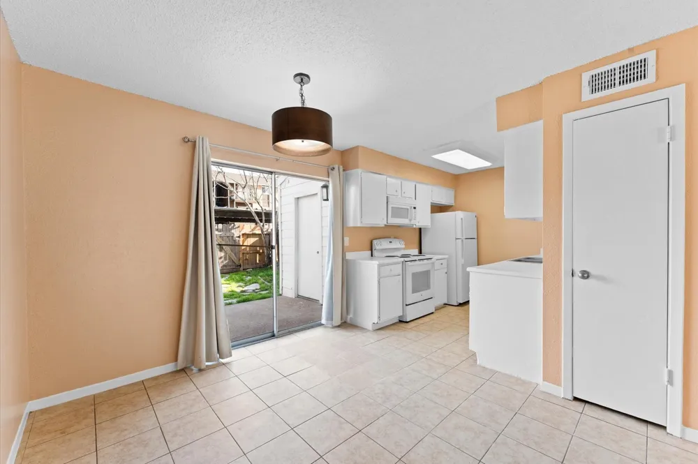 1606 Eagle Lake Road Sealy, TX 77474
