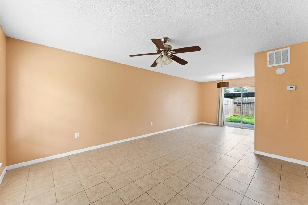 1606 Eagle Lake Road Sealy, TX 77474