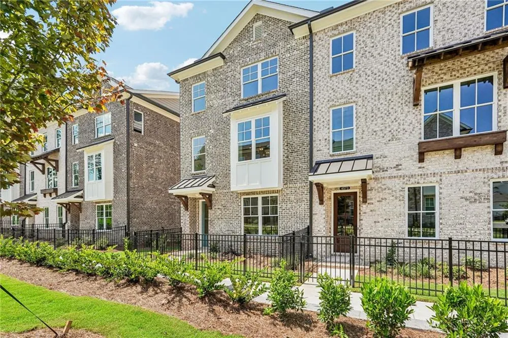 4573 Deanston Court #390 Peachtree Corners, GA 30092
