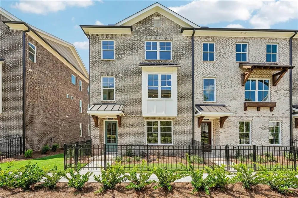 4573 Deanston Court #390 Peachtree Corners, GA 30092