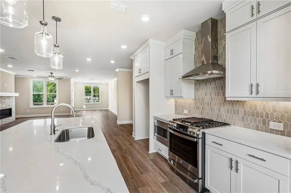 4573 Deanston Court #390 Peachtree Corners, GA 30092