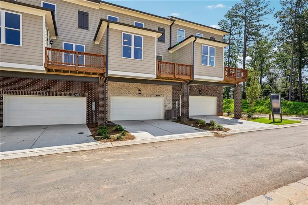 4573 Deanston Court #390 Peachtree Corners, GA 30092