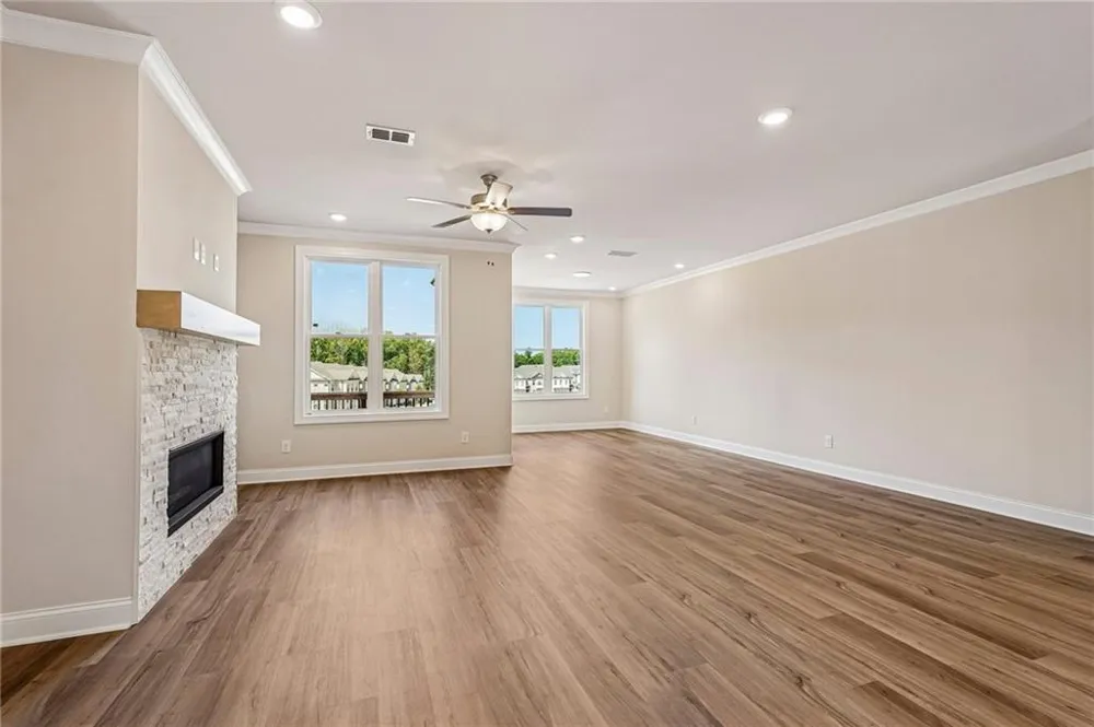 4573 Deanston Court #390 Peachtree Corners, GA 30092