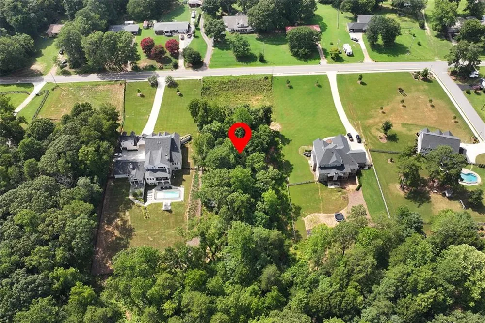 3245 Shoreland Drive Buford, GA 30518