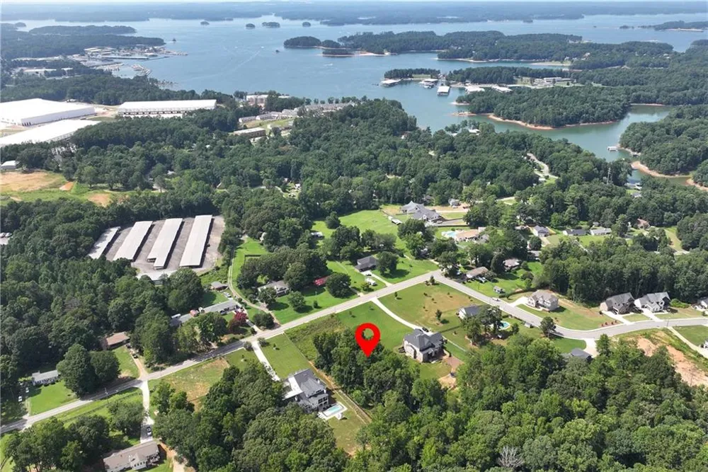 3245 Shoreland Drive Buford, GA 30518