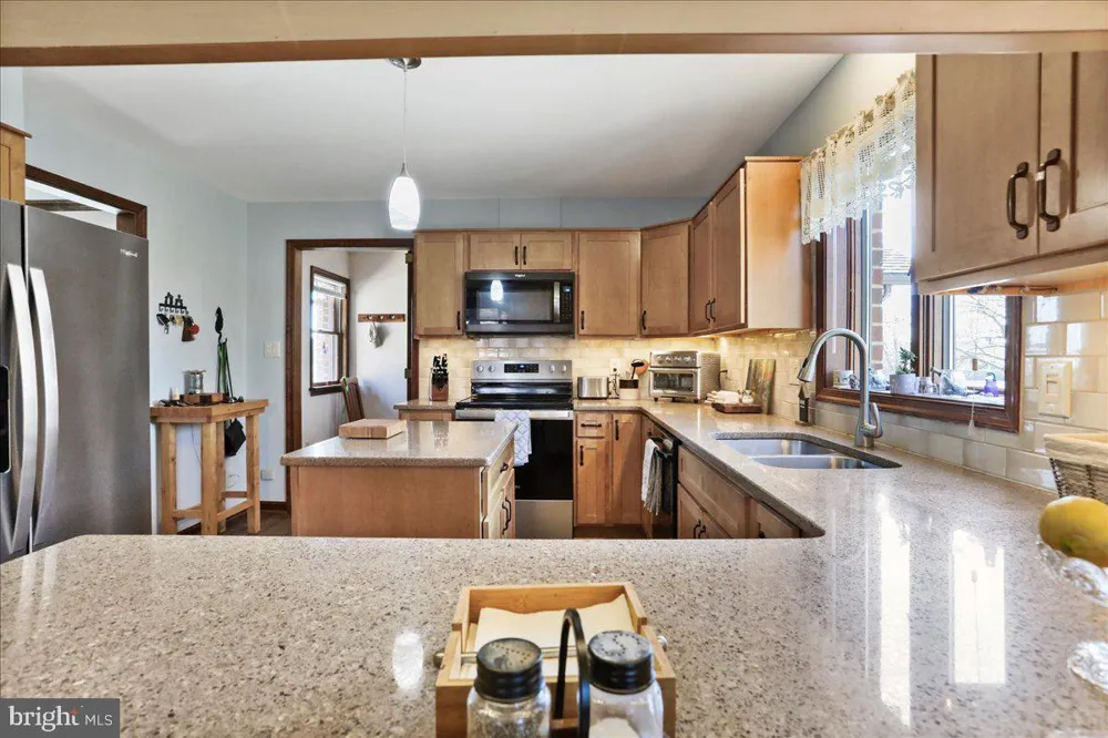 3671 JENNY LANE Chambersburg, PA 17202