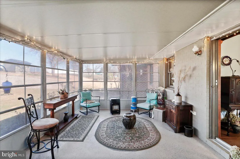 3671 JENNY LANE Chambersburg, PA 17202