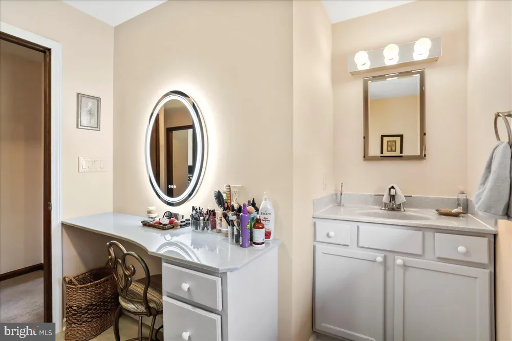 3671 JENNY LANE Chambersburg, PA 17202