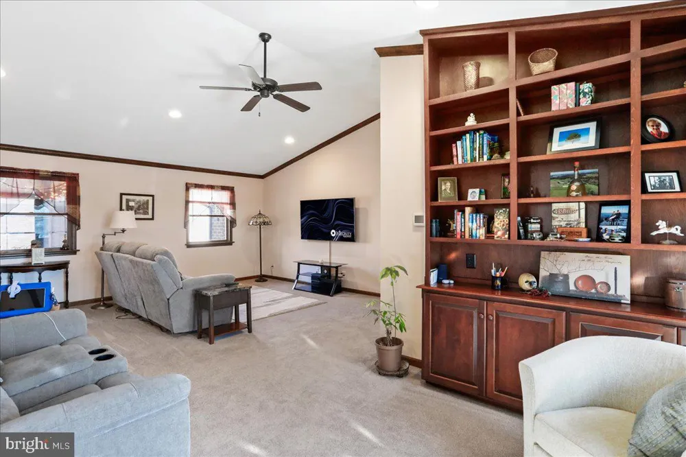 3671 JENNY LANE Chambersburg, PA 17202