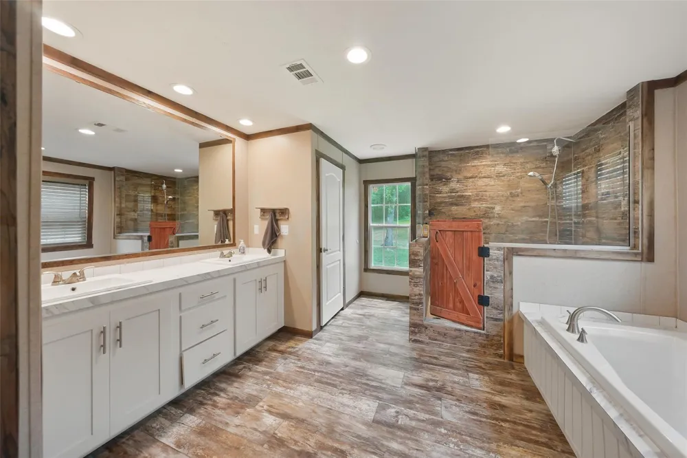 577 Winding River Rd-1 Oakhurst, TX 77364