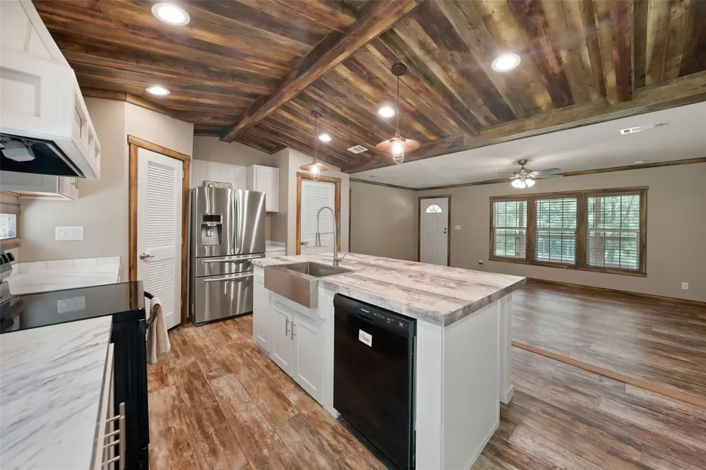 577 Winding River Rd-1 Oakhurst, TX 77364
