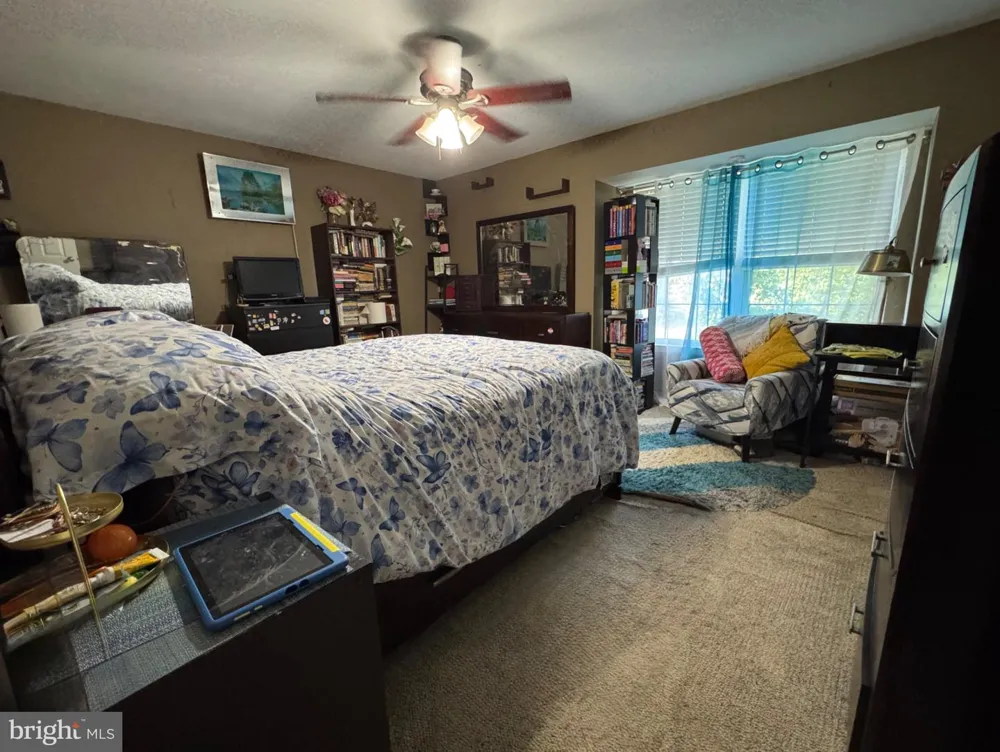 149 FELLOWSHIP LANE Mullica Hill, NJ 08062