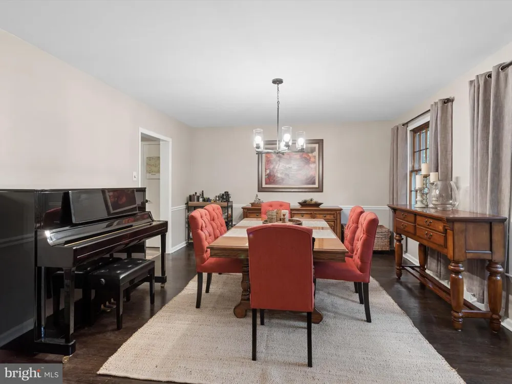 376 TAVISTOCK DRIVE Medford, NJ 08055