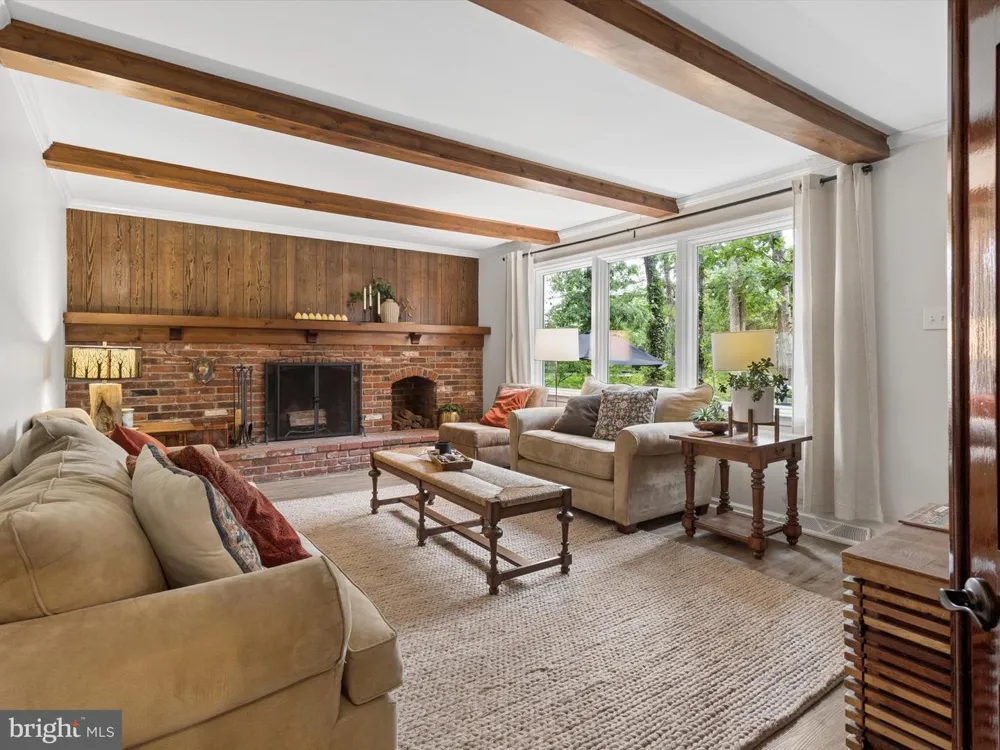 376 TAVISTOCK DRIVE Medford, NJ 08055